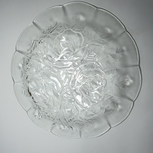 Pasari Crystal Livia 9" Rose Bowl - Picture 2 of 7